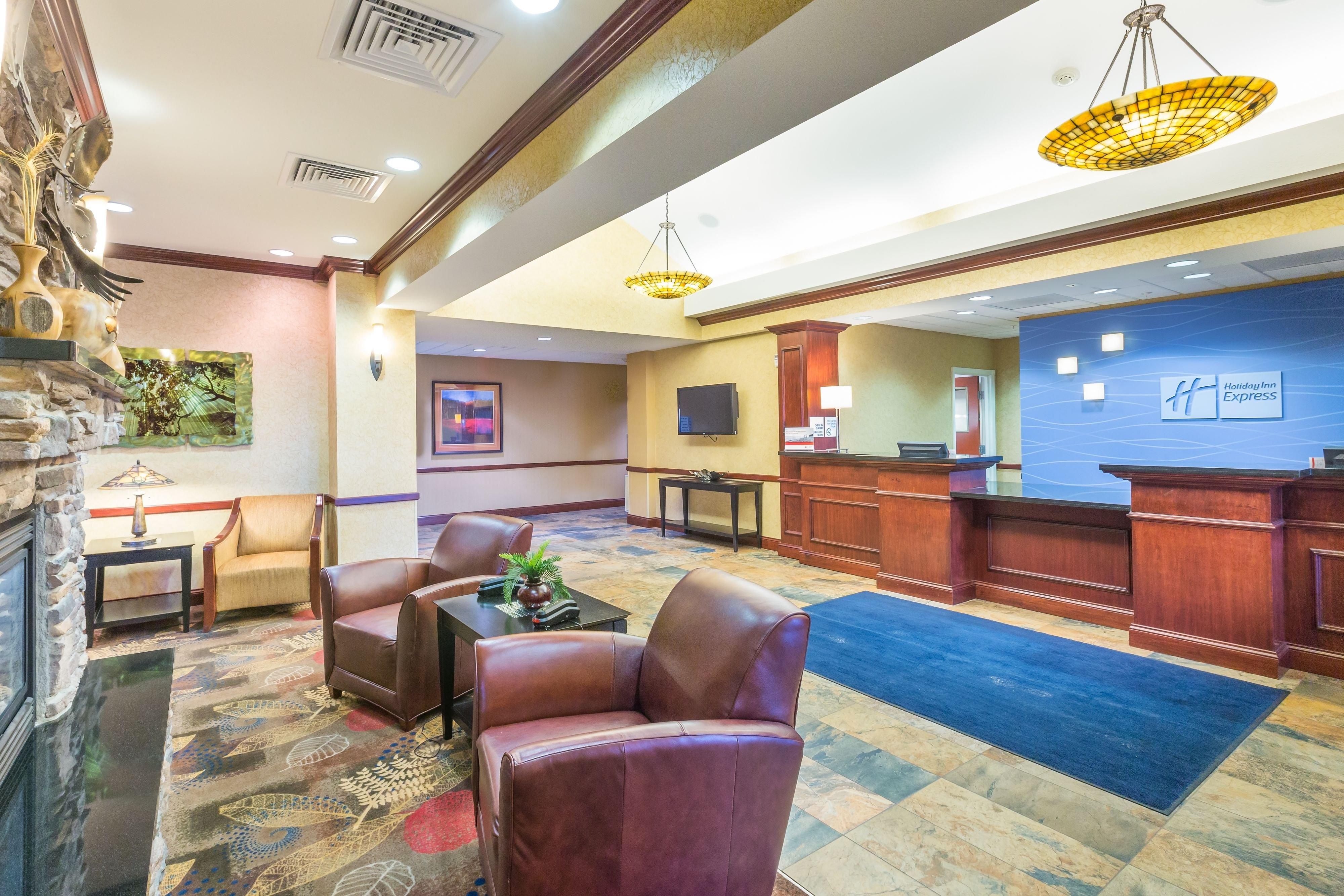 Holiday Inn Express And Suites Helena By Ihg Exterior photo